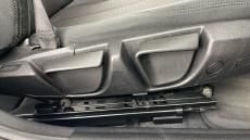 BMW 1 Series 118i [1.5] SE 5dr [Nav] Petrol Hatchback